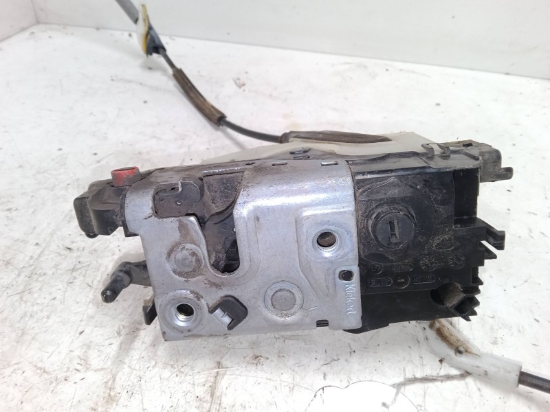 Recambio de cerradura puerta trasera izquierda para peugeot 208 i (ca_, cc_) 1.4 hdi referencia OEM IAM    Recambio de cerradura puerta trasera izquierda para peugeot 208 i (ca_, cc_) 1.4 hdi referencia OEM IAM