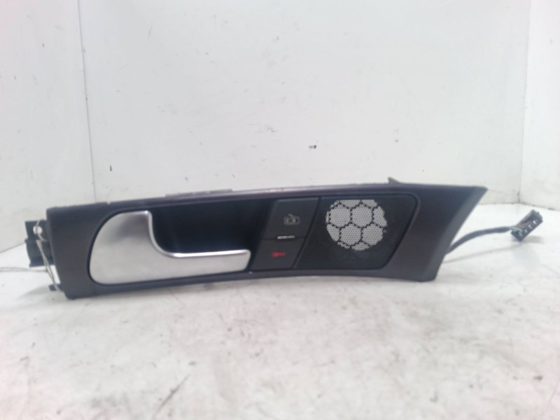 Recambio de maneta interior puerta delantera izquierda para audi a6 c5 (4b2, 4b4) 1.9 tdi referencia OEM IAM    Recambio de maneta interior puerta delantera izquierda para audi a6 c5 (4b2, 4b4) 1.9 tdi referencia OEM IAM