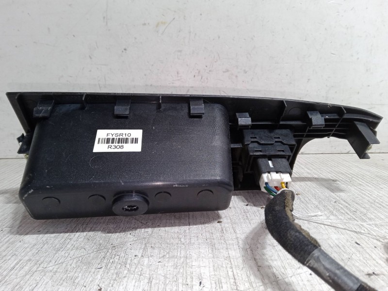 Recambio de mando elevalunas trasero derecho para kia sorento i (jc) 2.5 crdi referencia OEM IAM   