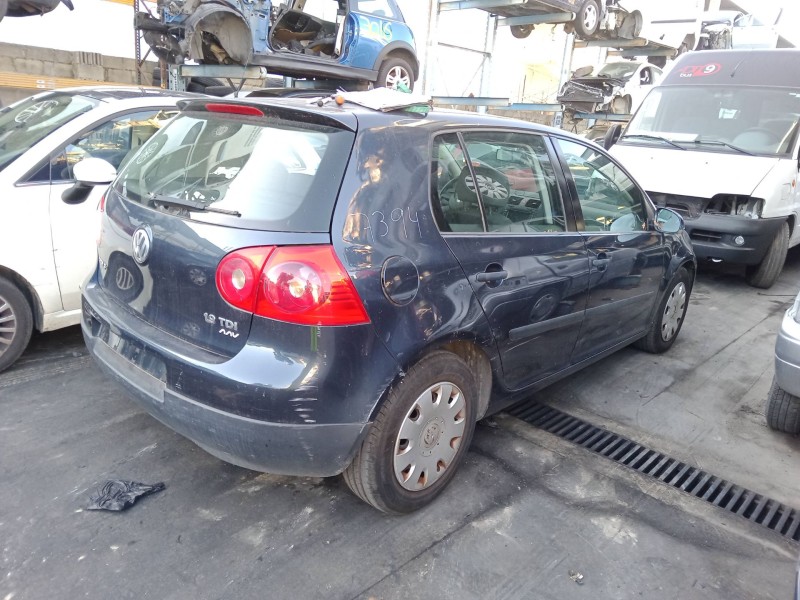 volkswagen golf v (1k1) del año 2004