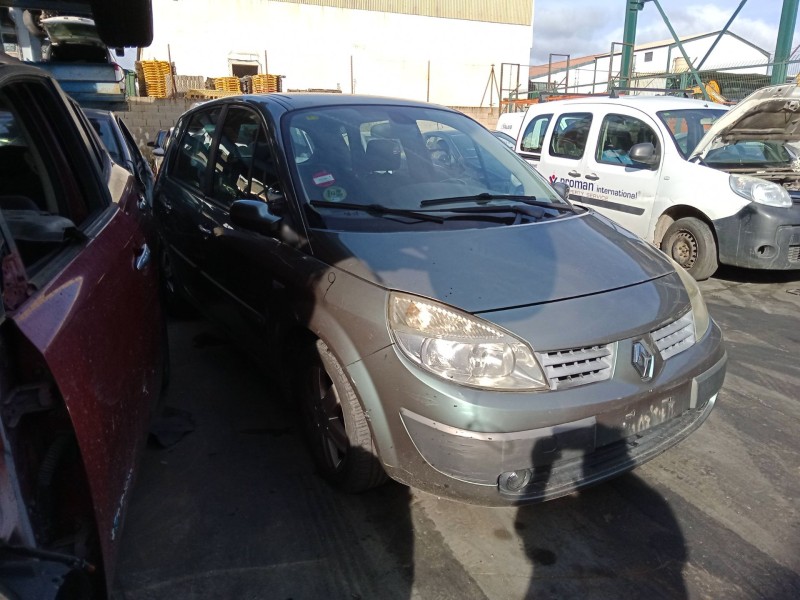 renault megane ii sedán (lm0/1_) del año 2004