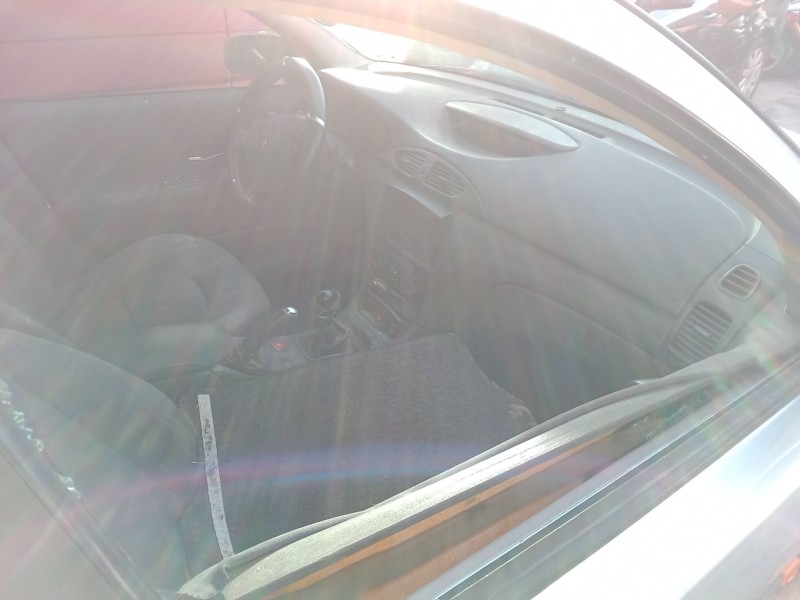 renault laguna ii (bg0/1_) del año 2004