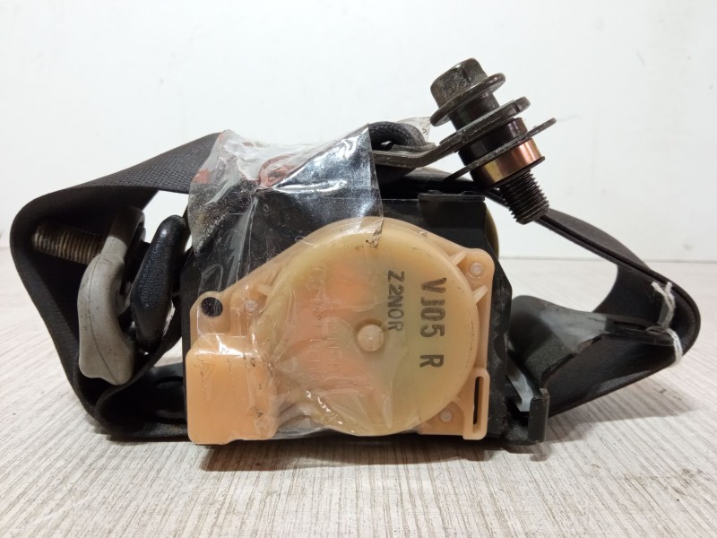 Recambio de cinturon con pretensor delantero derecho para honda jazz ii (gd_, ge3, ge2) 1.2 i-dsi (gd5, ge2) referencia OEM IAM 