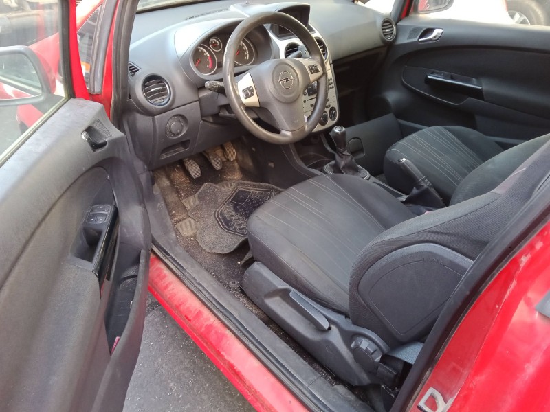 opel corsa d (s07) del año 2007