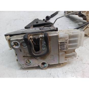 CERRADURA PUERTA DELANTERA DERECHA 