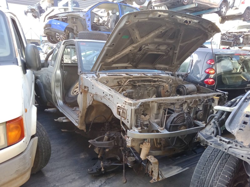 nissan pick up (d22) del año 2001