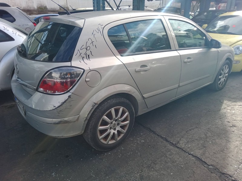 opel astra h (a04) del año 2007