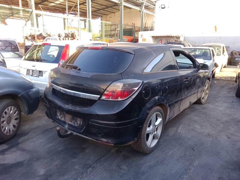opel astra h gtc (a04) del año 2006