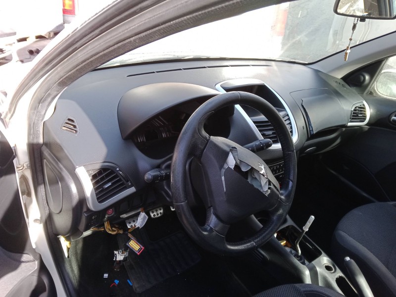 peugeot 206 hatchback (2a/c) del año 2011