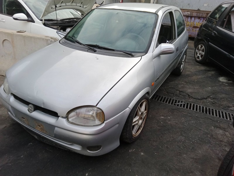 opel corsa b (s93) del año 1999