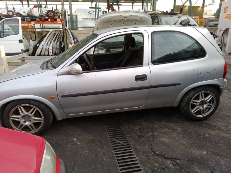 opel corsa b (s93) del año 1999