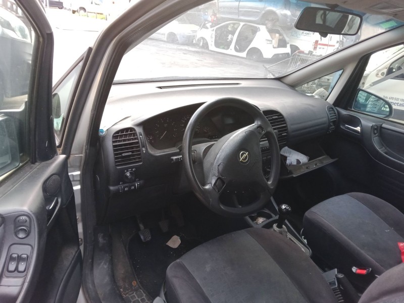 opel zafira a monospace (t98) del año 2000
