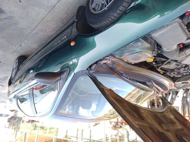 chrysler stratus (ja) del año 1996