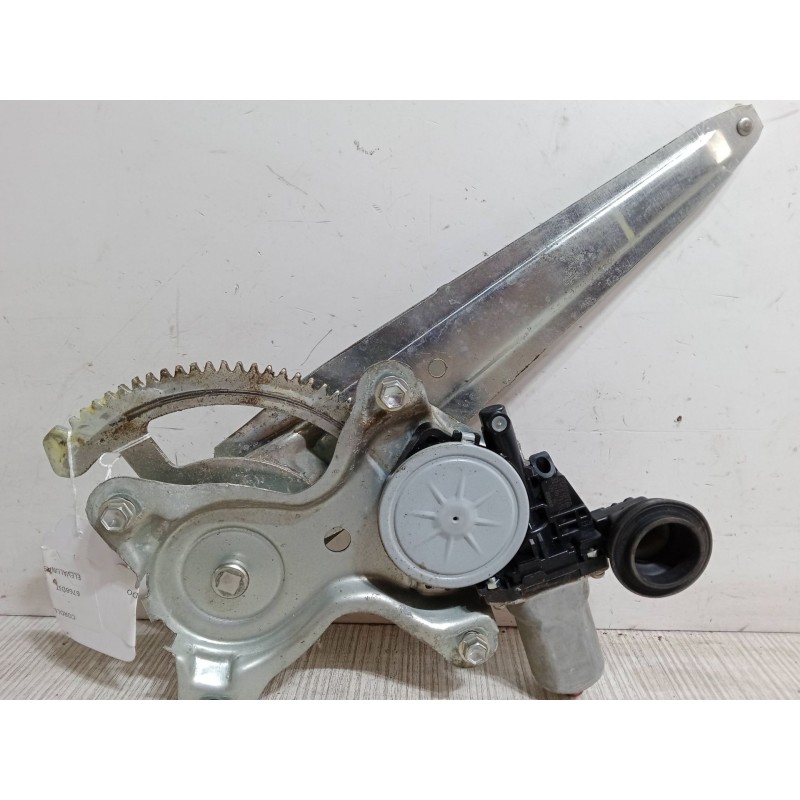 Recambio de elevalunas electrico trasero izquierdo para toyota corolla verso (zer_, zze12_, r1_) 2.0 d-4d (cur10_) referencia OE