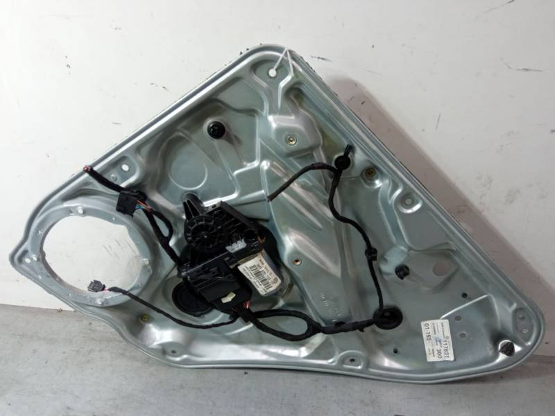 ELEVALUNAS ELECTRICO TRASERO DERECHO 3B9839752 