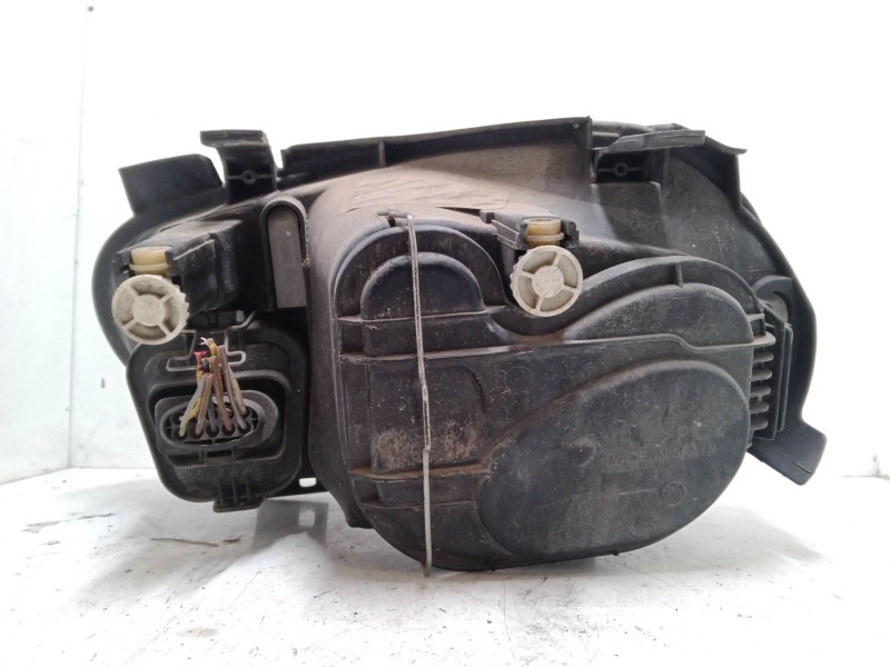 Recambio de faro derecho para volkswagen golf iii cabriolet (1e7) 1.6 referencia OEM IAM    Recambio de faro derecho para volkswagen golf iii cabriolet (1e7) 1.6 referencia OEM IAM