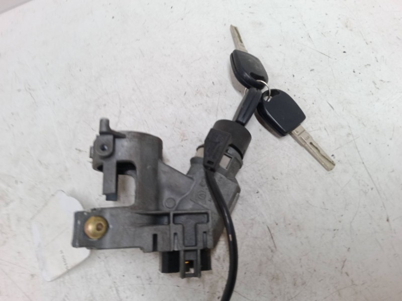 Recambio de clausor para volkswagen golf iii cabriolet (1e7) 1.6 referencia OEM IAM    Recambio de clausor para volkswagen golf iii cabriolet (1e7) 1.6 referencia OEM IAM