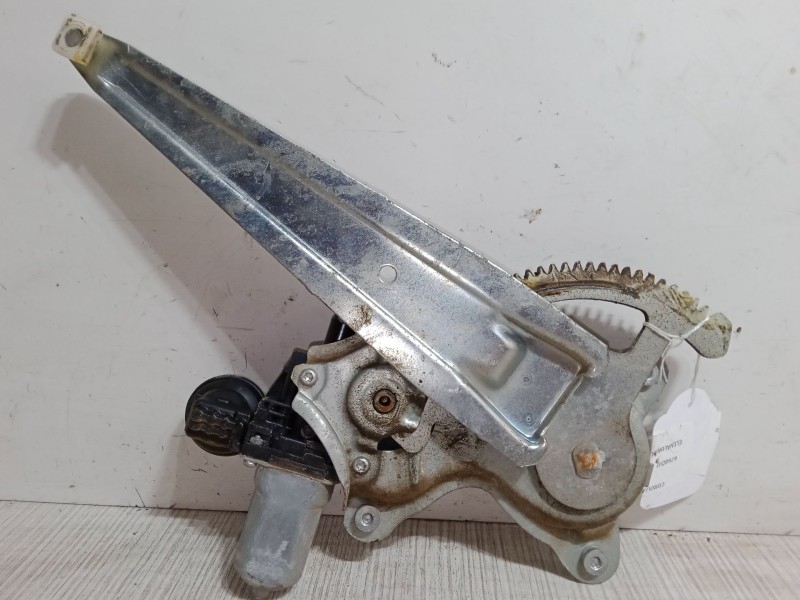 Recambio de elevalunas electrico trasero izquierdo para toyota corolla verso (zer_, zze12_, r1_) 2.0 d-4d (cur10_) referencia OE