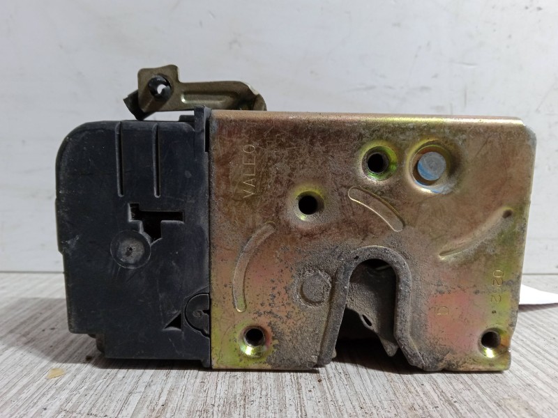 Recambio de cerradura puerta delantera derecha para peugeot 206 hatchback (2a/c) 1.4 hdi eco 70 referencia OEM IAM   