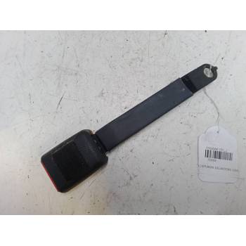 ANCLAJE CINTURON DELANTERO DERECHO 
