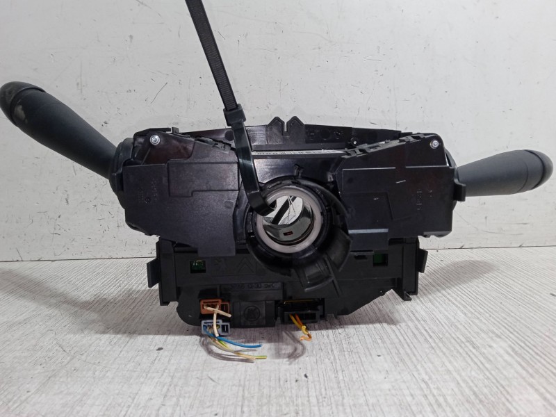 Recambio de mando luces para citroën c4 cactus 1.2 thp 110 referencia OEM IAM 98139475ZD  