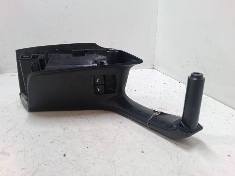 Recambio de mando elevalunas delantero izquierdo para seat ibiza iv (6j5, 6p1) 1.4 referencia OEM IAM    Recambio de mando elevalunas delantero izquierdo para seat ibiza iv (6j5, 6p1) 1.4 referencia OEM IAM