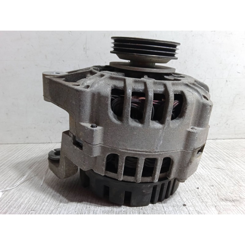 Recambio de alternador para dacia sandero 1.2 16v referencia OEM IAM 8200660044B  