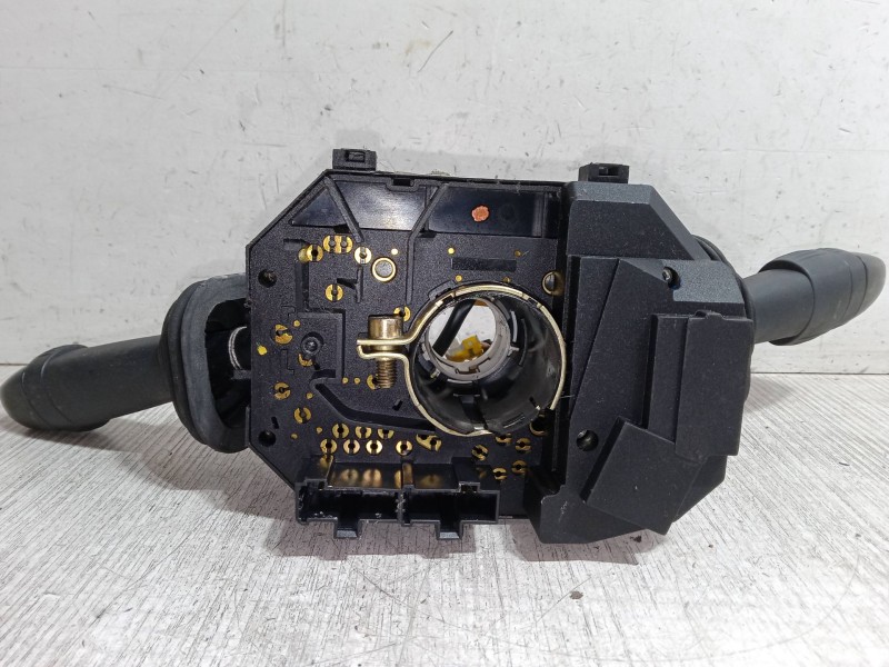 Recambio de mando luces para fiat stilo multi wagon (192_) 1.6 16v referencia OEM IAM 07353682470  