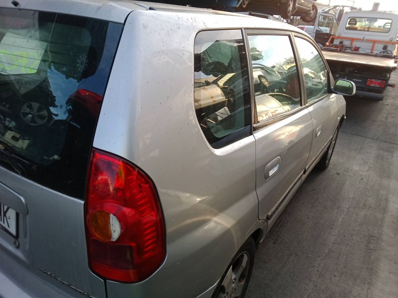 mitsubishi space star monospace (dg_a) del año 2003