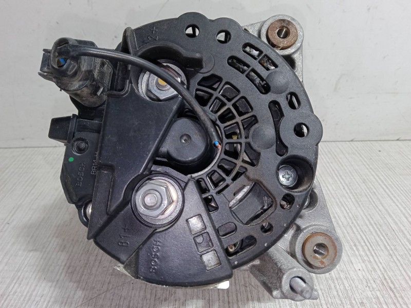 Recambio de alternador para volkswagen polo iv (9n_, 9a_) 1.4 tdi referencia OEM IAM 0986042810  