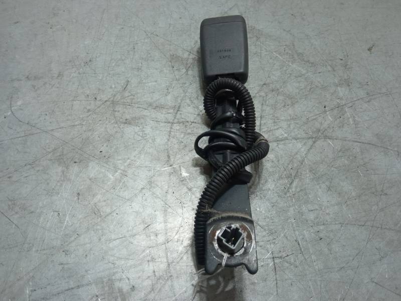 ANCLAJE CINTURON DELANTERO IZQUIERDO 