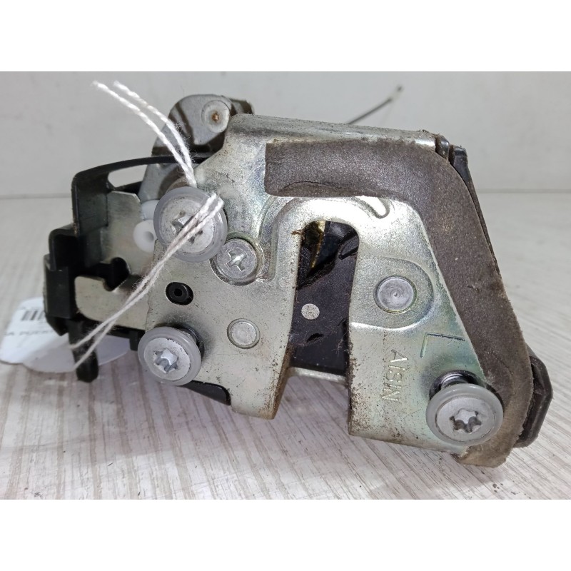 Recambio de cerradura puerta trasera izquierda para toyota corolla verso (zer_, zze12_, r1_) 2.0 d-4d (cur10_) referencia OEM IA