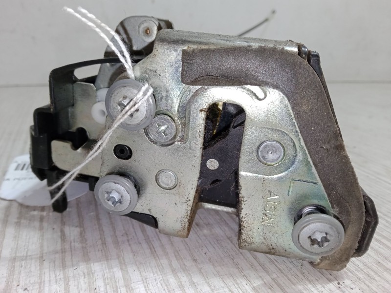 Recambio de cerradura puerta trasera izquierda para toyota corolla verso (zer_, zze12_, r1_) 2.0 d-4d (cur10_) referencia OEM IA