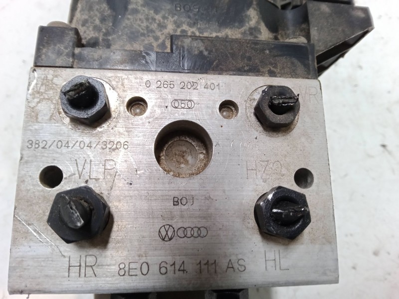 Recambio de abs para audi a6 c5 avant (4b5, 4b6) 2.5 tdi referencia OEM IAM 8E0614111AS   Recambio de abs para audi a6 c5 avant (4b5, 4b6) 2.5 tdi referencia OEM IAM 8E0614111AS