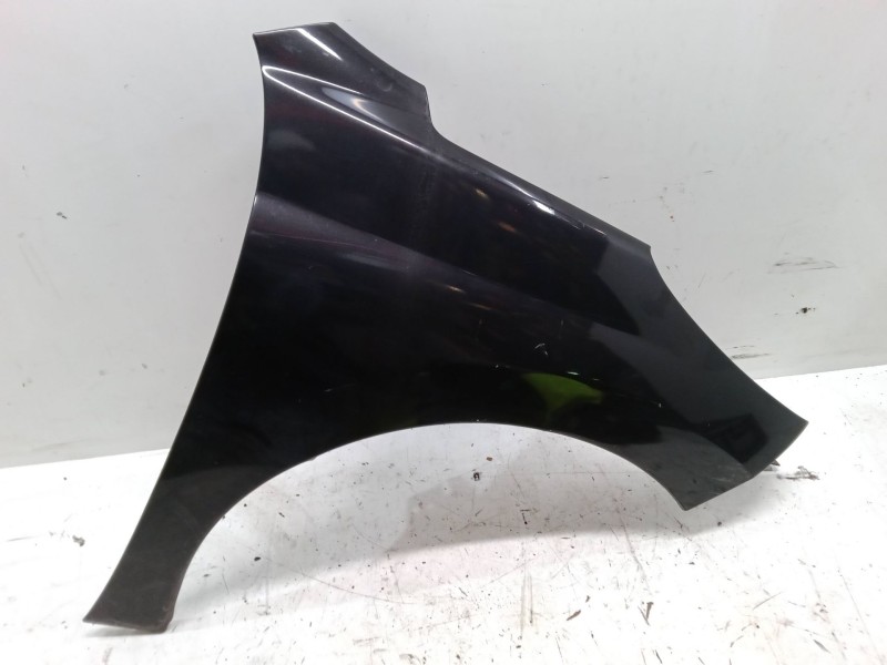 Recambio de aleta delantera derecha para peugeot 207/207+ (wa_, wc_) 1.6 hdi referencia OEM IAM   