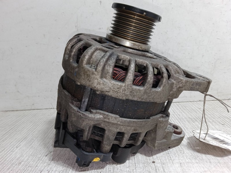 Recambio de alternador para dacia sandero ii tce 90 (b8m1, b8ma) referencia OEM IAM 23100285R  