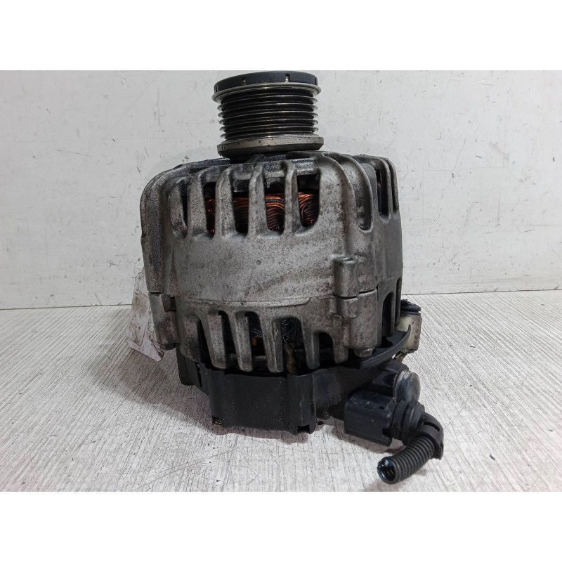 Recambio de alternador para citroën c4 cactus 1.2 thp 110 referencia OEM IAM 9818677980  