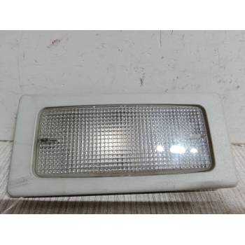 LUZ INTERIOR DELANTERA 