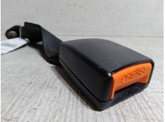 Recambio de anclaje cinturon trasero derecho para nissan terrano ii (r20) 2.7 td 4wd referencia OEM IAM