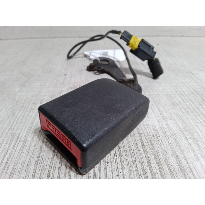 Recambio de anclaje cinturon trasero derecho para citroën c4 grand picasso i (ua_) 2.0 hdi 150 referencia OEM IAM   