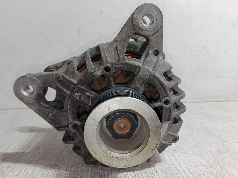 Recambio de alternador para renault twingo ii (cn0_) 1.2 16v (cn04, cn0a, cn0b) referencia OEM IAM 8200654541C  