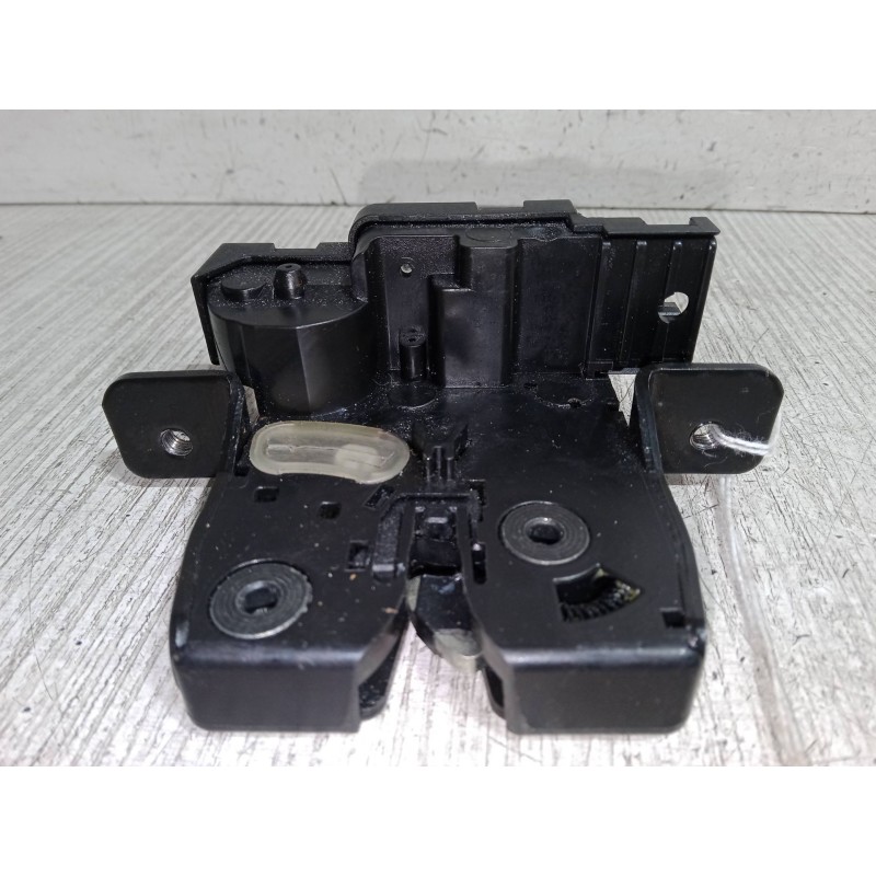 Recambio de cerradura maletero / porton para renault twingo ii (cn0_) 1.2 16v (cn04, cn0a, cn0b) referencia OEM IAM   