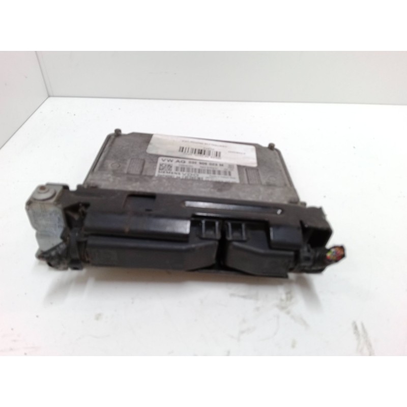 Recambio de centralita motor uce para seat ibiza iv (6j5, 6p1) 1.2 referencia OEM IAM 03E906023M  5WP4050704