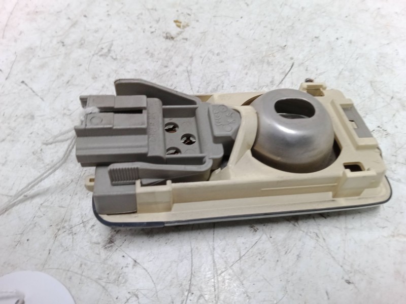 Recambio de luz interior delantera para peugeot 206 hatchback (2a/c) 1.4 i referencia OEM IAM   