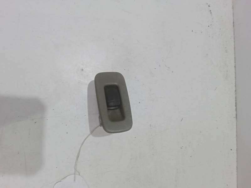 MANDO ELEVALUNAS DELANTERO DERECHO 612W16200 