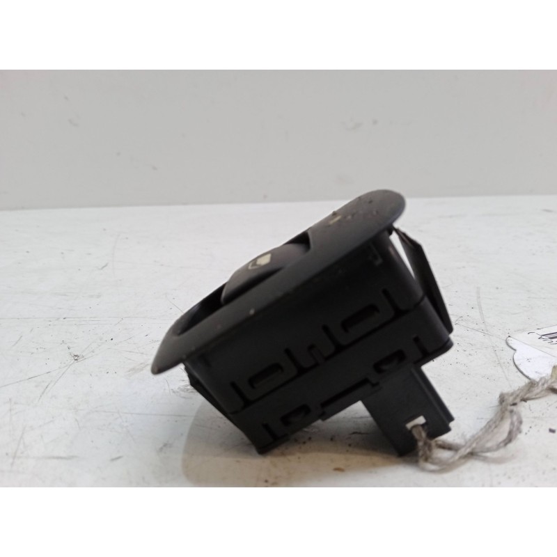 Recambio de mando elevalunas trasero izquierdo para citroën c4 grand picasso i (ua_) 1.6 hdi referencia OEM IAM   