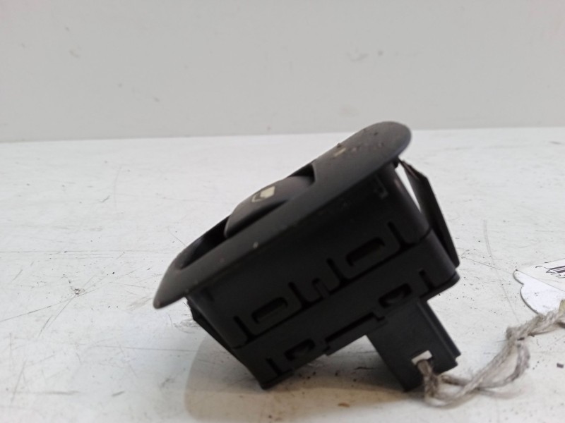 Recambio de mando elevalunas trasero izquierdo para citroën c4 grand picasso i (ua_) 1.6 hdi referencia OEM IAM   