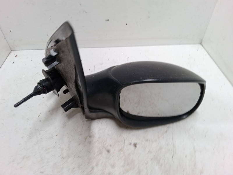 Recambio de retrovisor derecho para peugeot 206 hatchback (2a/c) 1.4 i referencia OEM IAM    Recambio de retrovisor derecho para peugeot 206 hatchback (2a/c) 1.4 i referencia OEM IAM