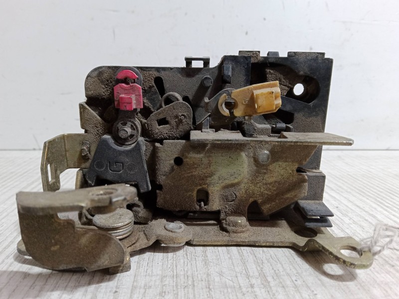 Recambio de cerradura puerta delantera izquierda para renault express furgoneta/monovolumen (f40_, g40_) 1.9 d (f40r) referencia