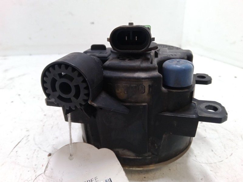 Recambio de faro antiniebla derecho para peugeot partner tepee 1.6 hdi 90 referencia OEM IAM   